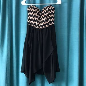 Black and gold chiffon strapless dress